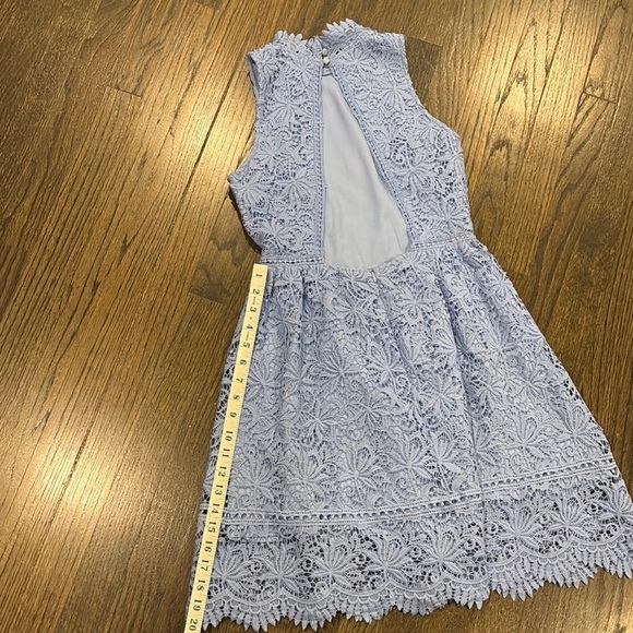 Elegant Lace Kids Dress - (Lavender) - Picture 6 of 7